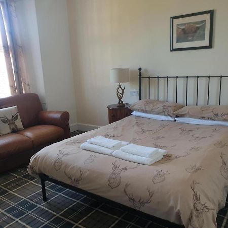 Ramsay Arms Hotel Fettercairn Dış mekan fotoğraf